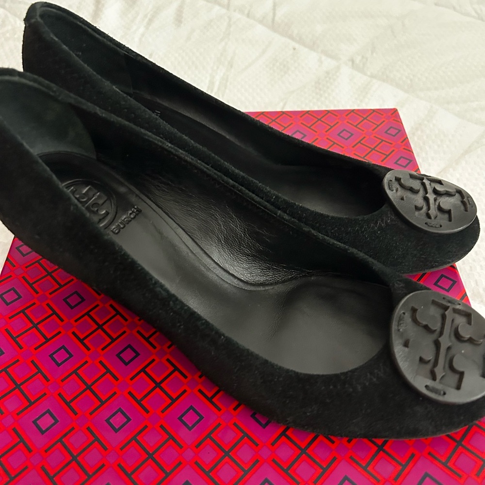 Tory Burch Black Suede wedge heels